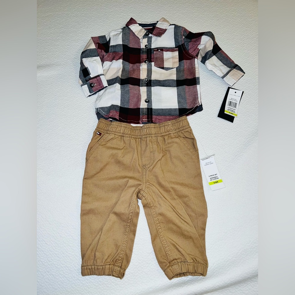 Tommy Hilfiger White & Navy Two-Piece Set Tag Visible